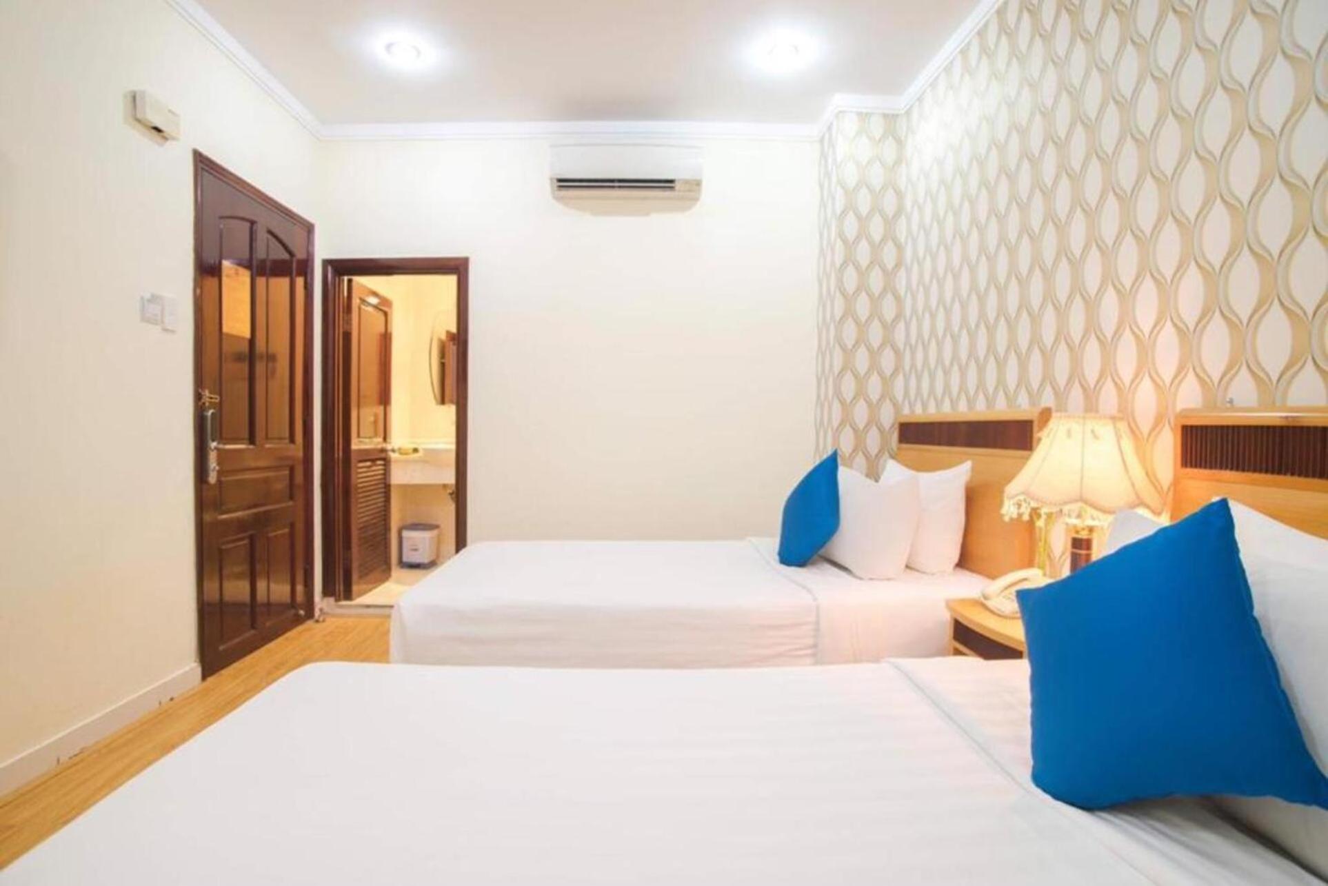 Ruby Saigon Hotel - Le Thanh Ton Ho Chi Minh-stad Buitenkant foto