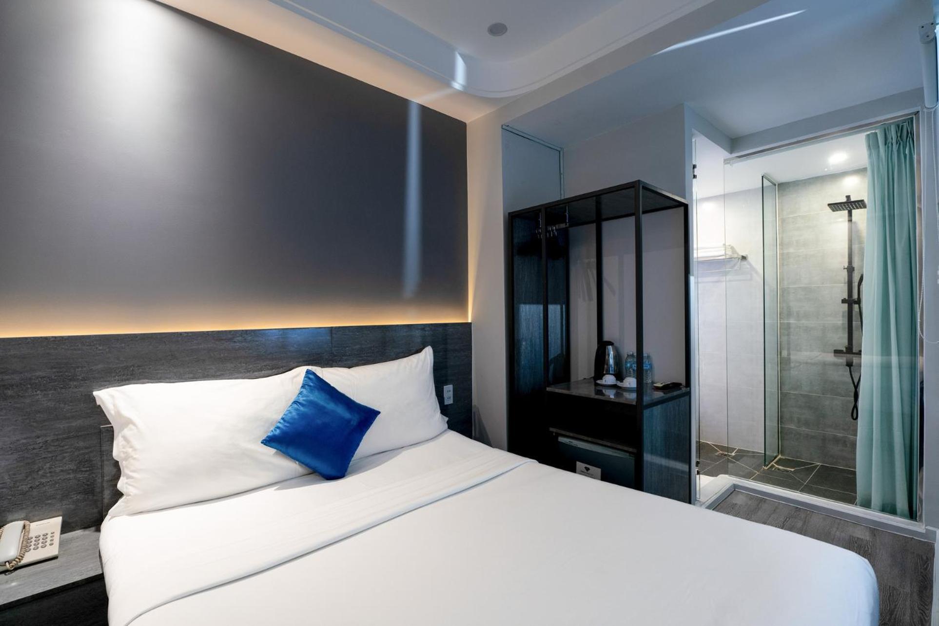 Ruby Saigon Hotel - Le Thanh Ton Ho Chi Minh-stad Buitenkant foto