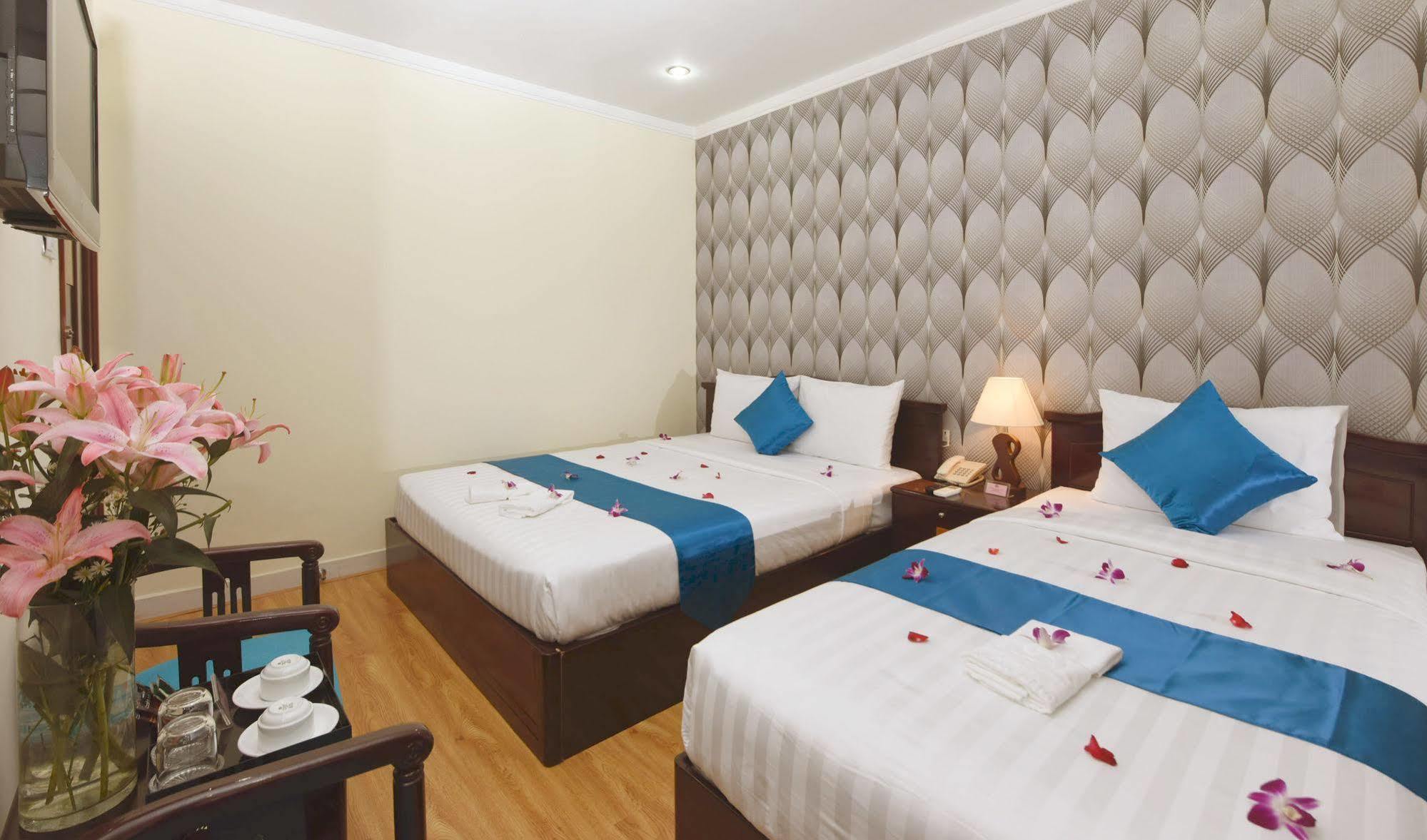 Ruby Saigon Hotel - Le Thanh Ton Ho Chi Minh-stad Buitenkant foto