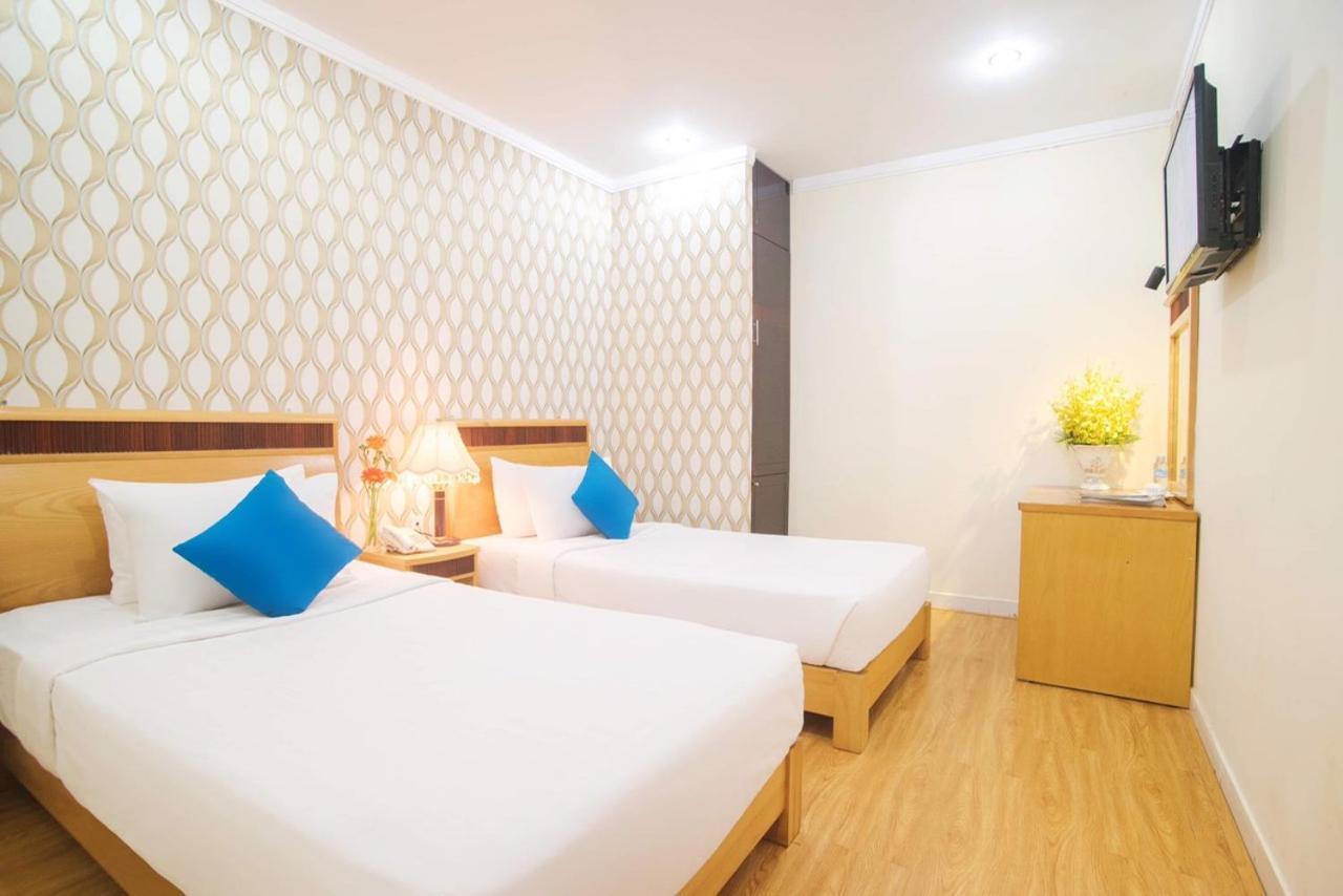 Ruby Saigon Hotel - Le Thanh Ton Ho Chi Minh-stad Buitenkant foto